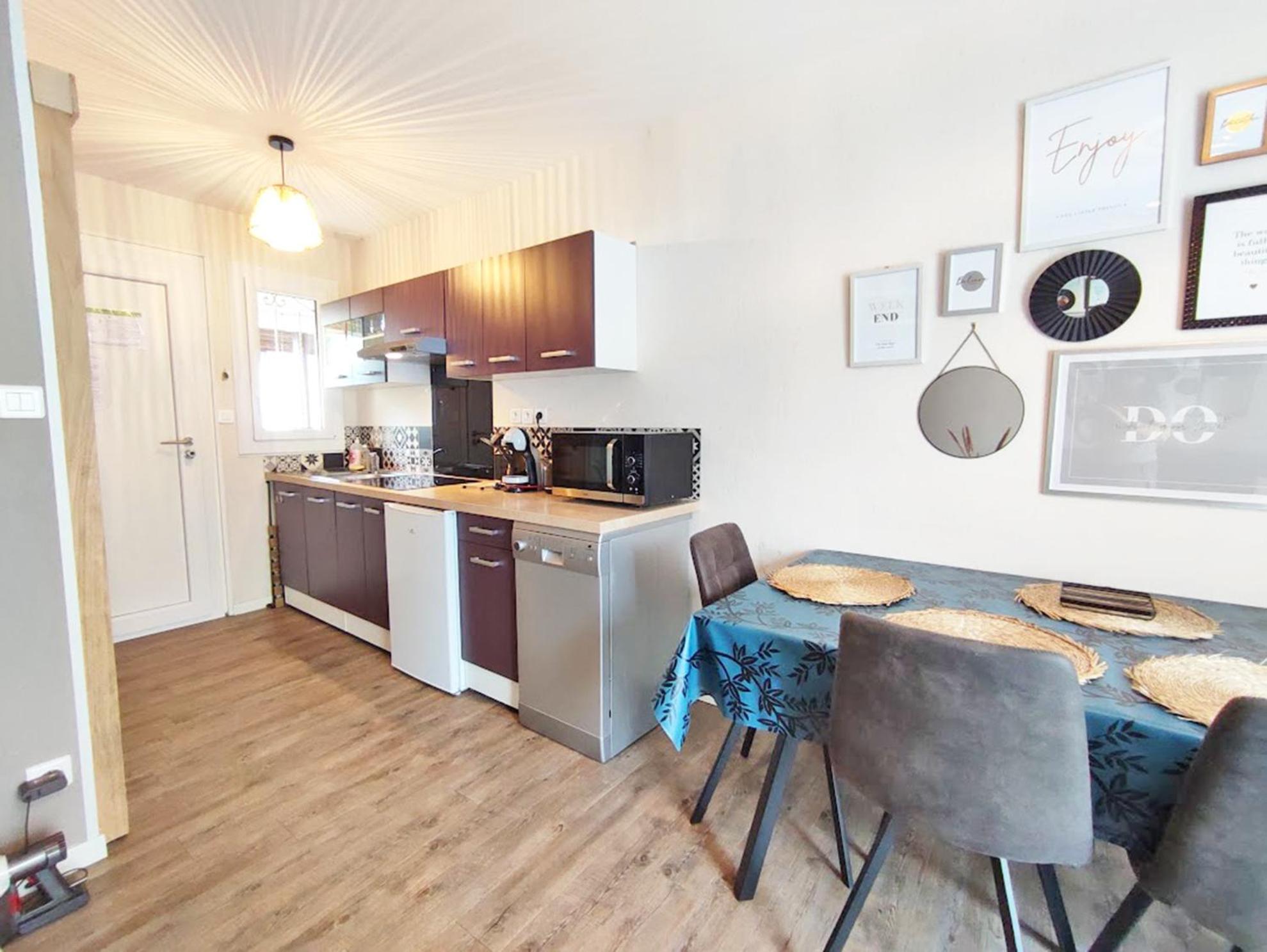 L'Escampette, Duplex T3, Centre Luchon, Wifi, Casier A Skis, 4 Personnes Bagnères-de-Luchon Exteriér fotografie